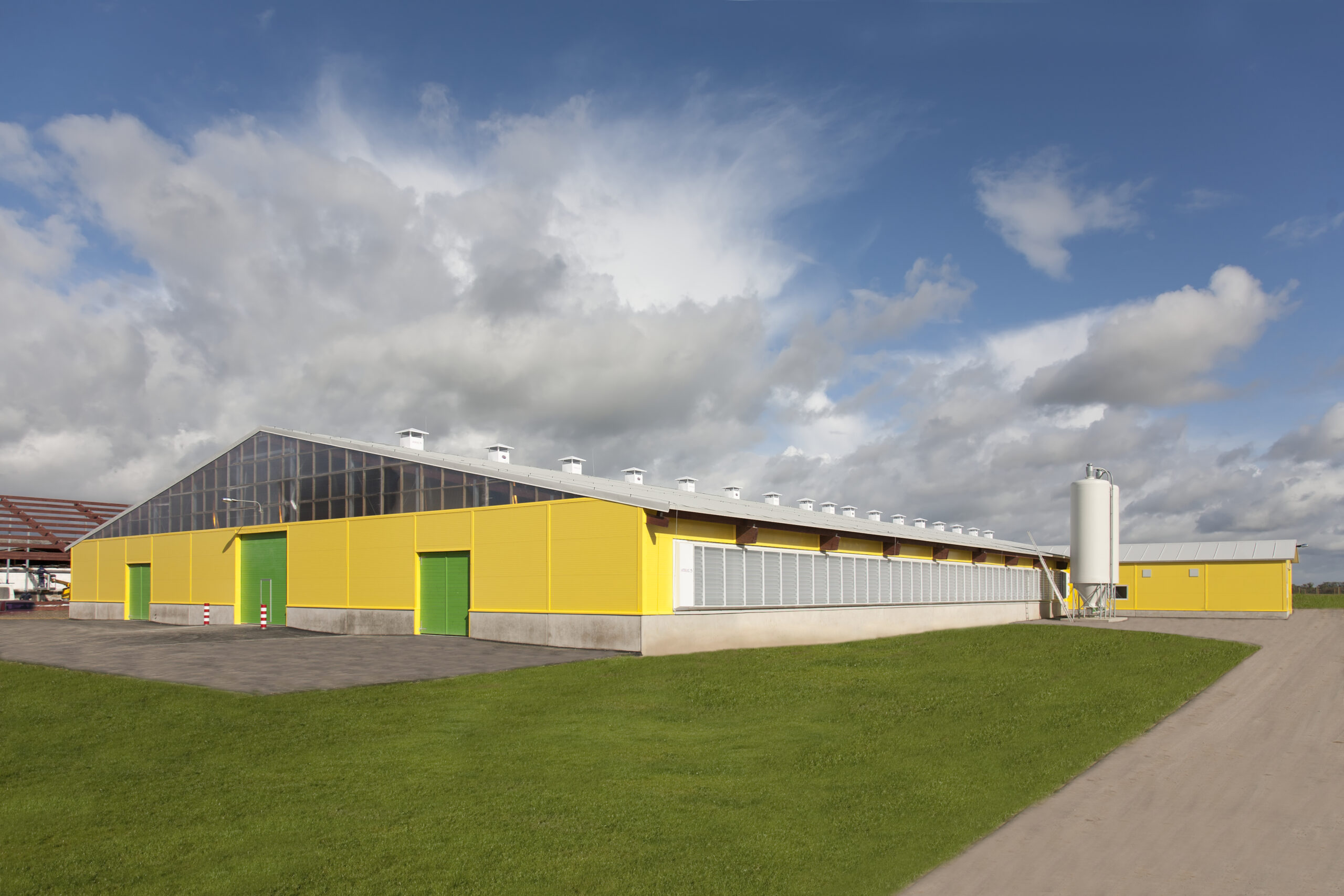 cowshed exterior 2026 03 25 01 06 39 utc scaled